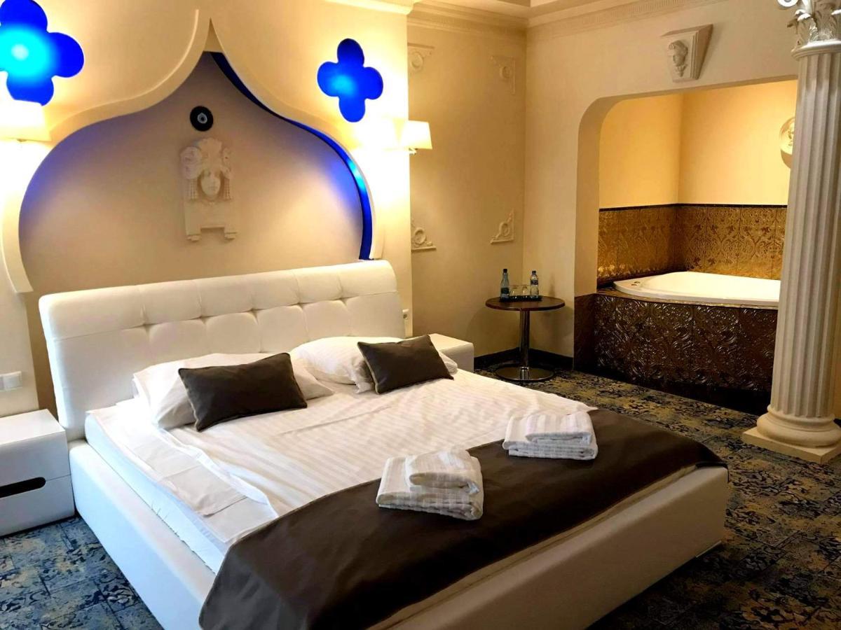Hotel Venecia Palace Michałowice Eksteriør billede