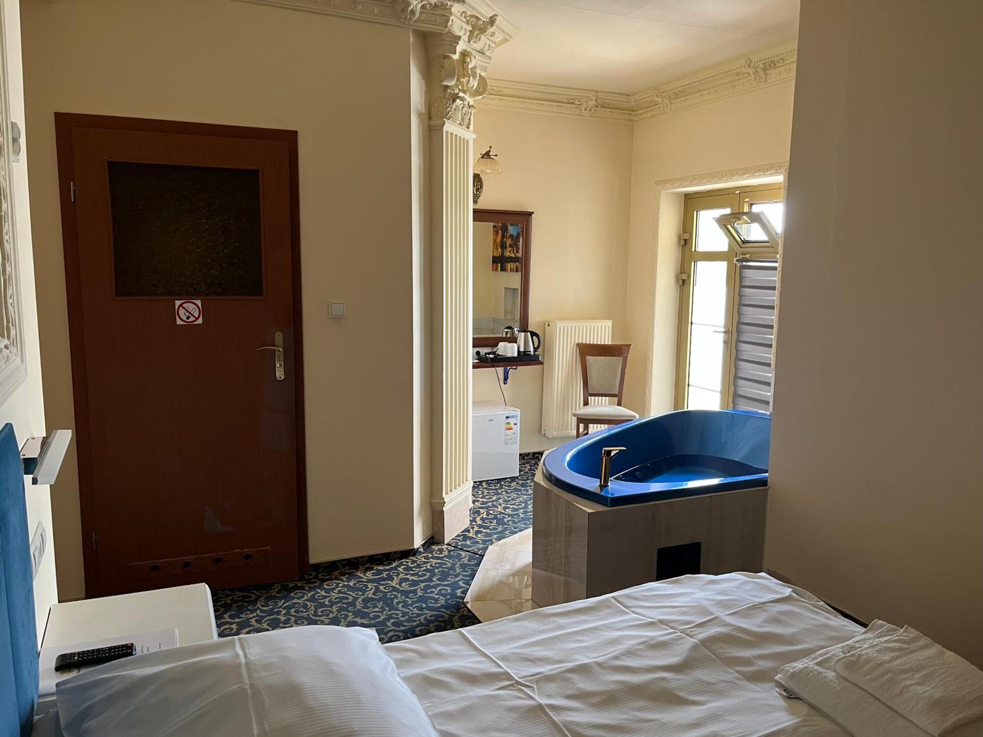 Hotel Venecia Palace Michałowice Eksteriør billede
