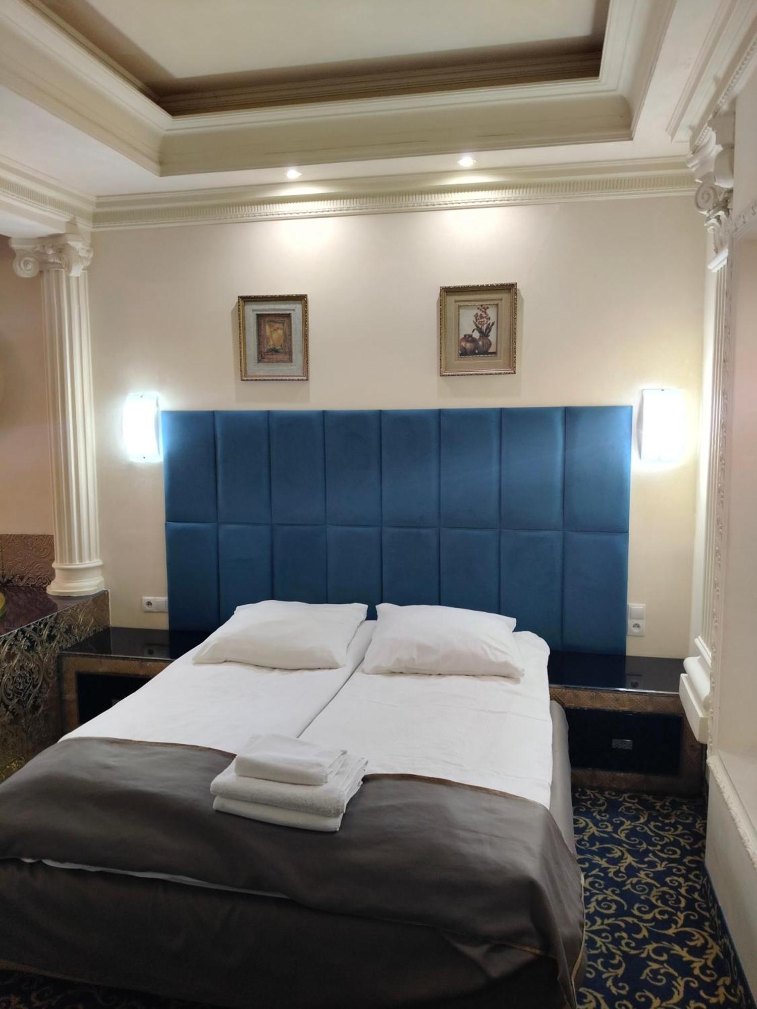 Hotel Venecia Palace Michałowice Eksteriør billede