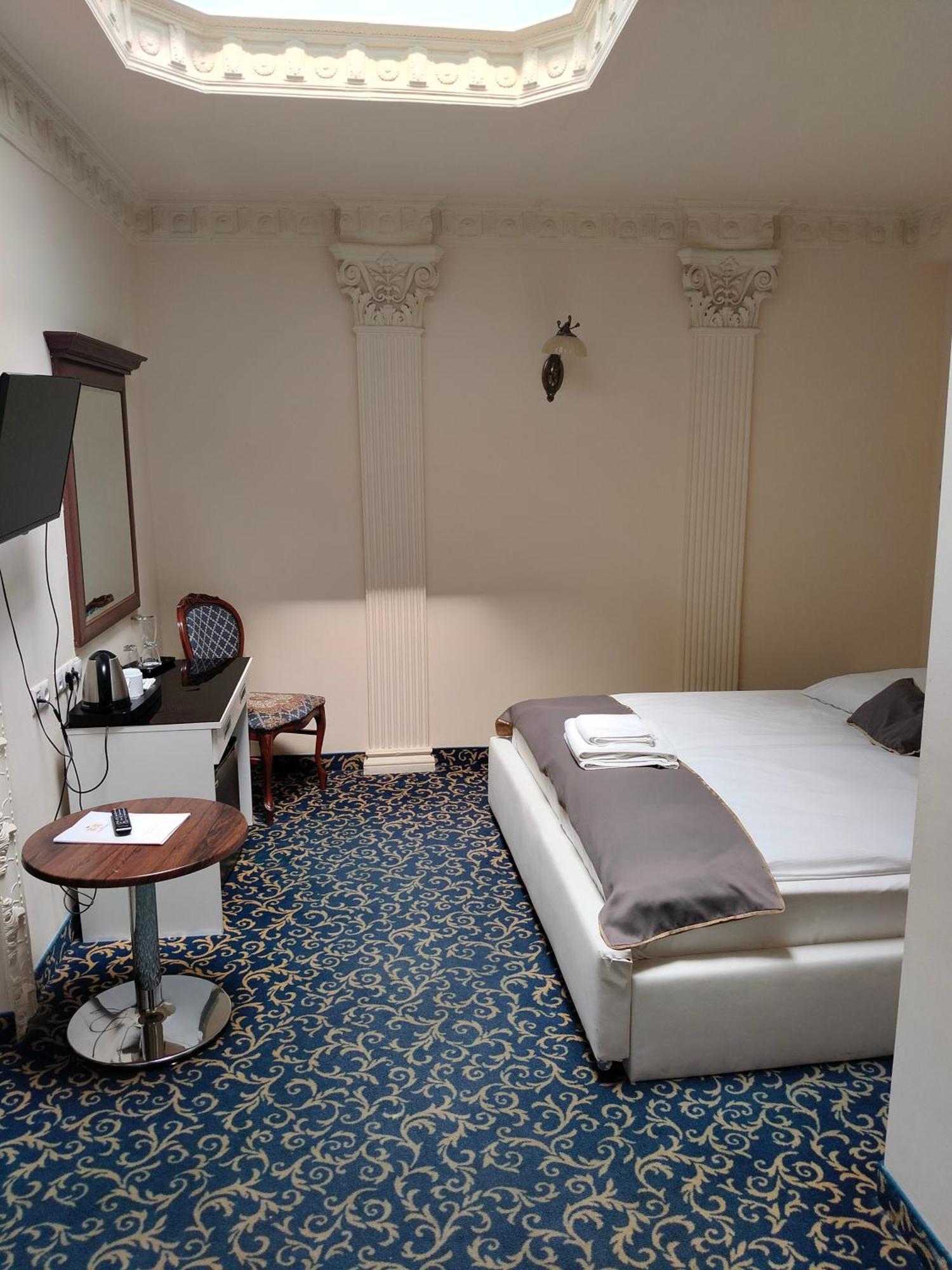 Hotel Venecia Palace Michałowice Eksteriør billede